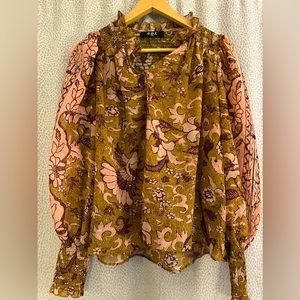 Women’s floral top